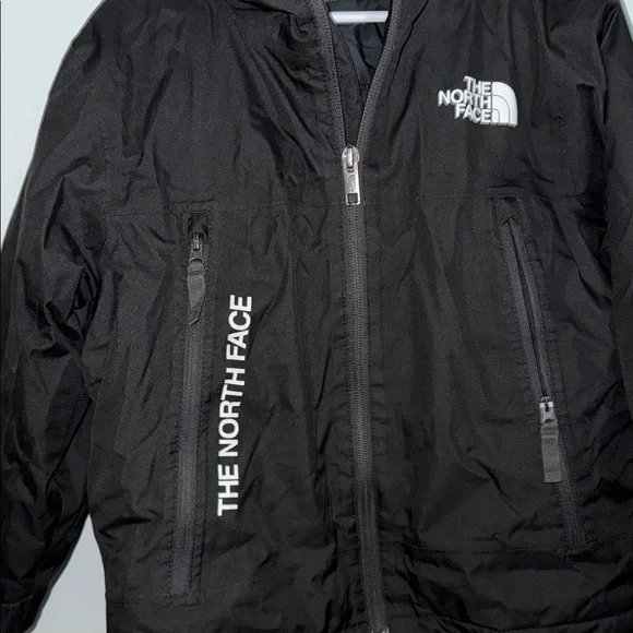 The North Face Kids Black Performance Jacket - Picture 3 of 5